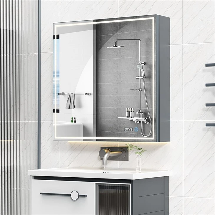 Automatisch anhebbarer Badezimmerspiegel im Badezimmer